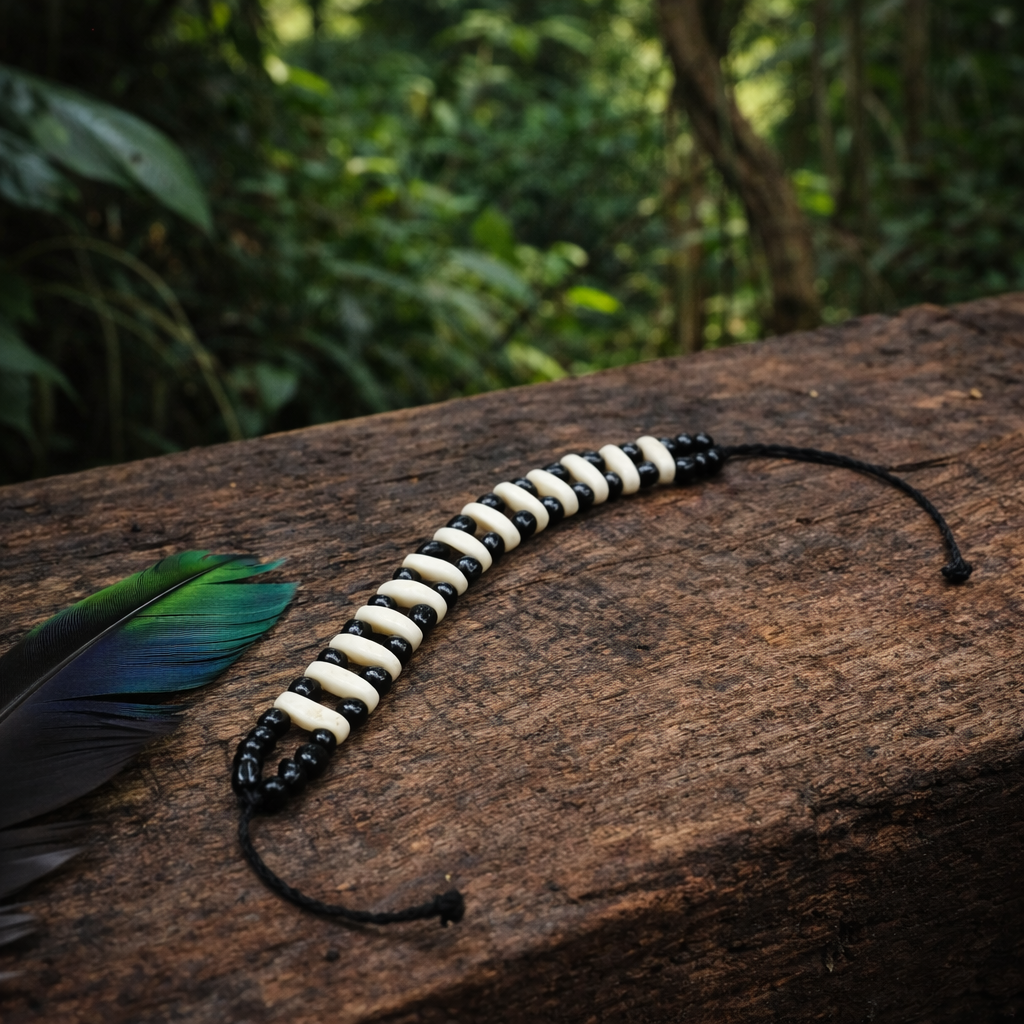 Handmade Brazilian Tribal Bracelet – Kariri Xocó Craft