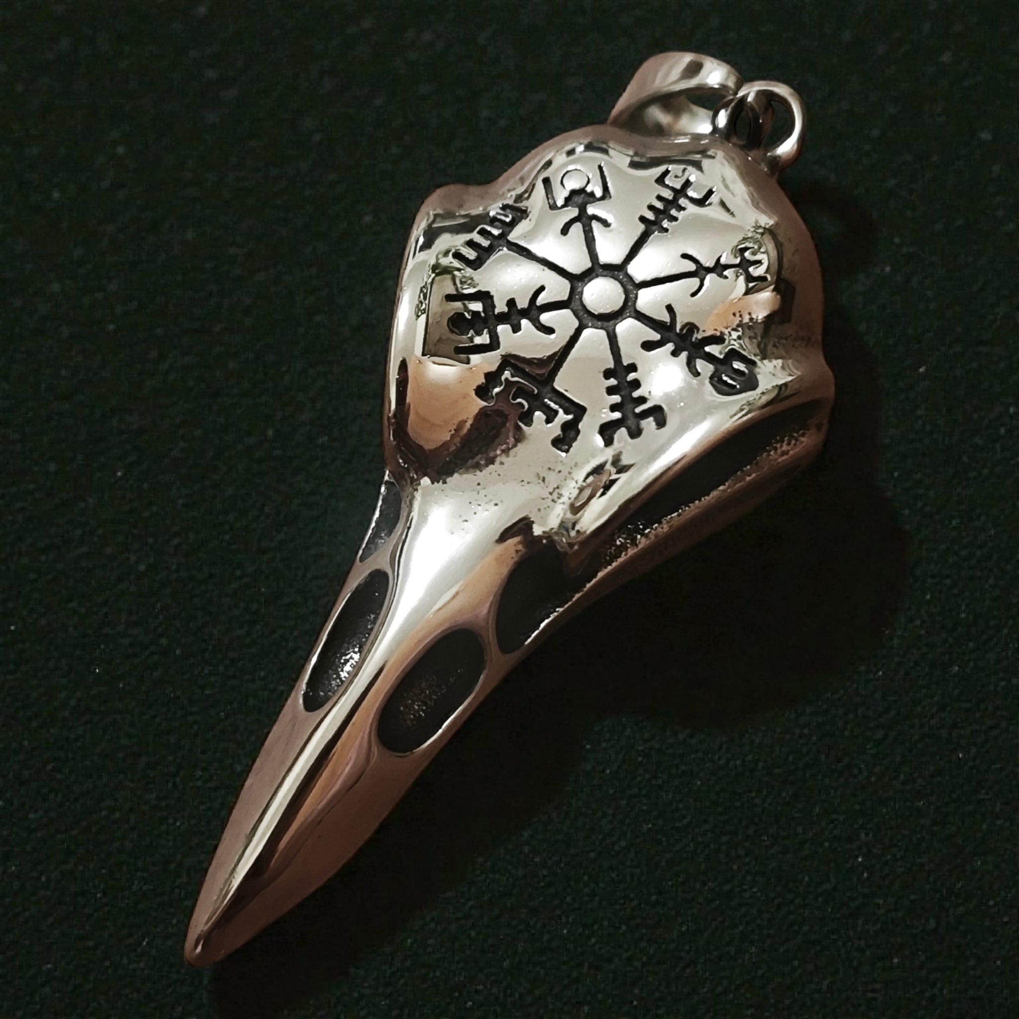 Vegvísir Bird Skull Pendant Necklace